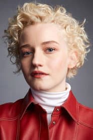 Julia Garner